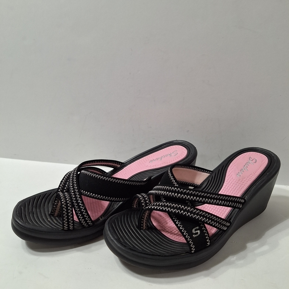 Skechers Casual Black and Pink Wedge Platform Strappy Comfy Slip On Sandal Sz.8 - Picture 2 of 11
